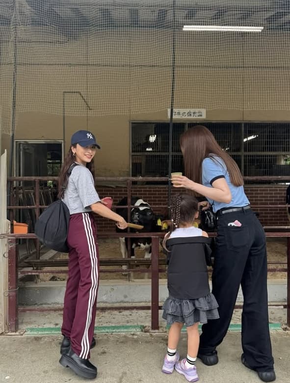 「乳搾りはできなかったけど…」近藤千尋、姉妹で過ごす全力の日曜日を公開！