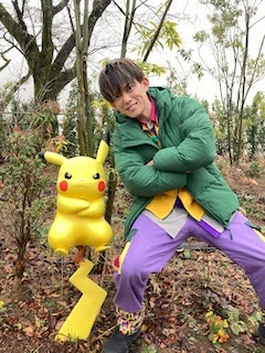 まるで冒険のワンシーン　松丸亮吾が出会った“森のピカチュウ”