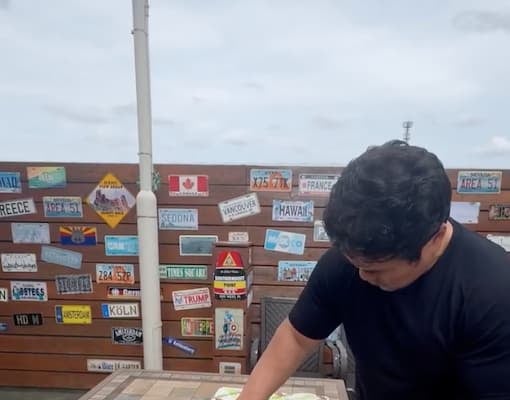 「梅ちゃん、優勝」北斗晶が愛犬のトリーミング待ちの姿にファン「可愛い！」の声続出