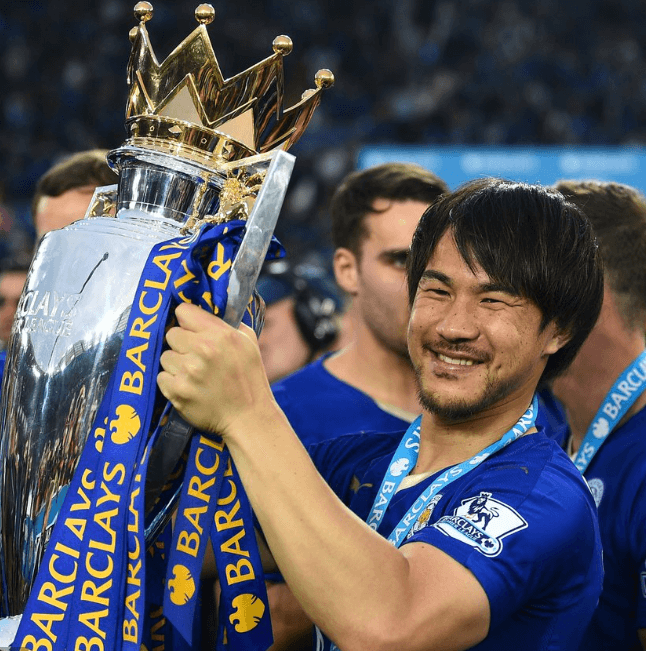 レスター・シティFCが現役引退を発表した岡崎慎司にメッセージ⚽「 Wishing you the very best, Shinji! 🙌」
