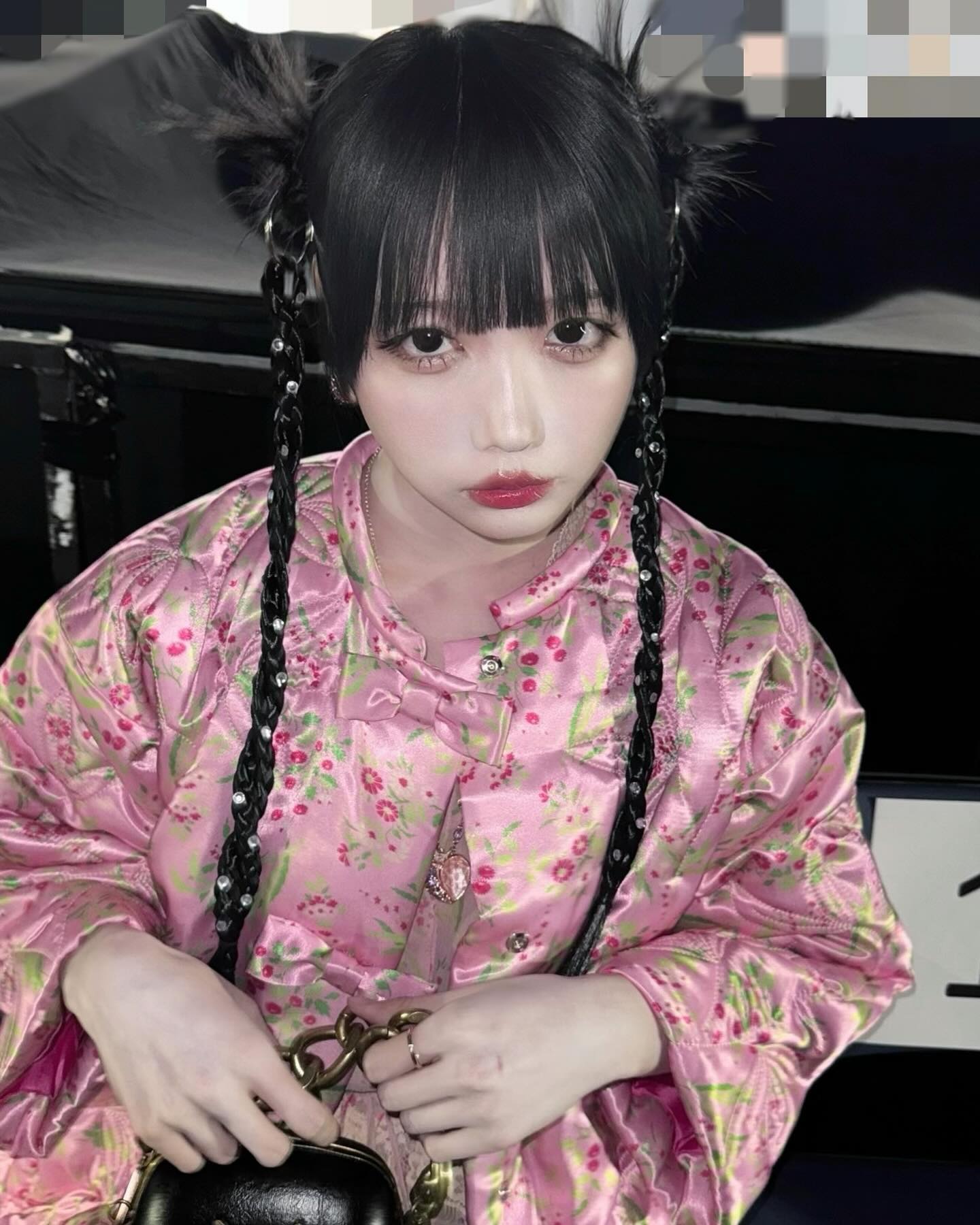 あのちゃん、人気芸人に対する表情が怖すぎると話題に「そんなに睨まないで」