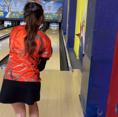 プロを目指す美女ボウラー・めいちゅんの情熱投球！ピンを残し、まさかの行動に！？