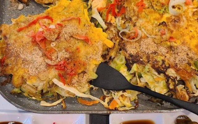 桃井かおりがキャベツサラダのあまりでお好み焼きに挑戦！