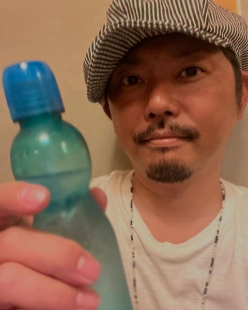 「暑すぎる」暑すぎて俳優・今井翼が思わずラムネ今井に！？「ラムネいいですね～」と共感の声続々！