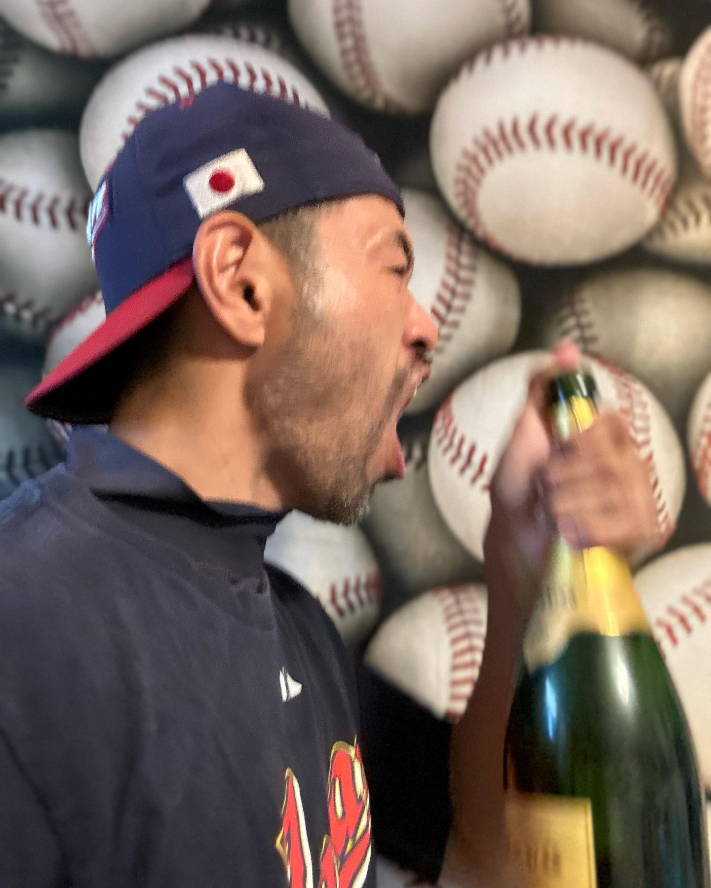 アノ人が侍ジャパン優勝を祝福🍾 一足先にシャンパンファイトも！？