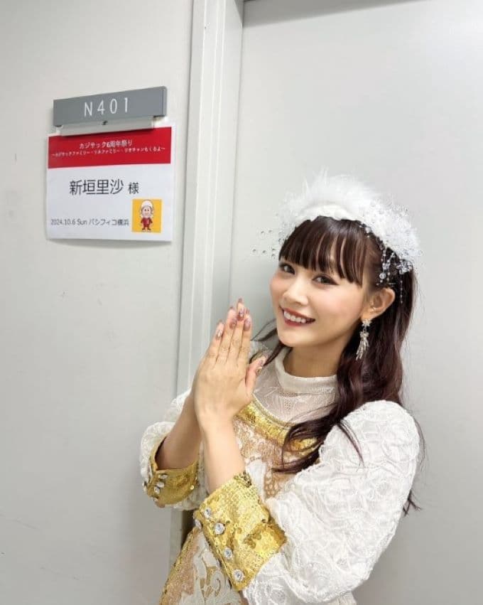 元モー娘。の新垣里沙がシークレットゲストとして登場「この度は本当におめでとう御座います」