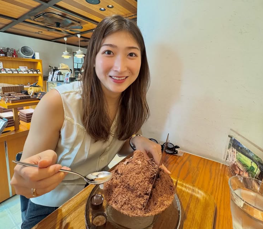 久々の笑顔ショットに癒やされる…池江璃花子がかき氷とともに語った日々の感謝