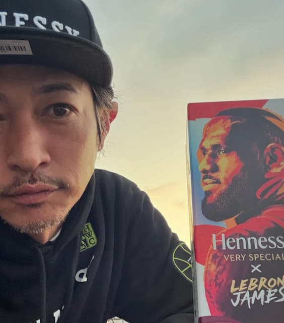 窪塚洋介　コニャックブランド「ヘネシー」限定コラボコニャック『ヘネシー限定ギフトボックス by レブロン・ジェームズ』が誕生。