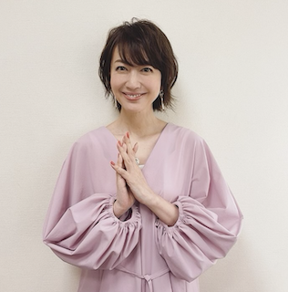 人気女優 驚愕の最新ショットに「若い頃より今の方がキレイ」「綺麗が渋滞している…」の声