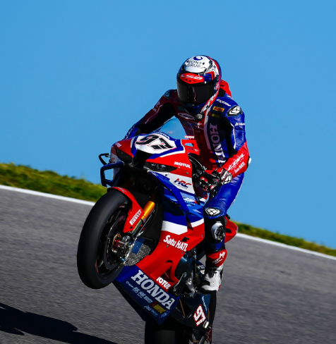 驚異のバランス力！世界選手権ライダーが披露した“片輪走行ショット”に衝撃