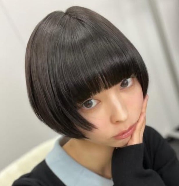 最上もががショートで顔周りにレイヤーをいれてもらい、こけし復活！？
