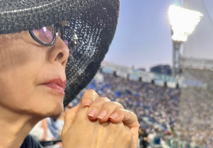 「また行こーっと」研ナオコ、横浜スタジアムでの野球観戦ショットにファンほっこり