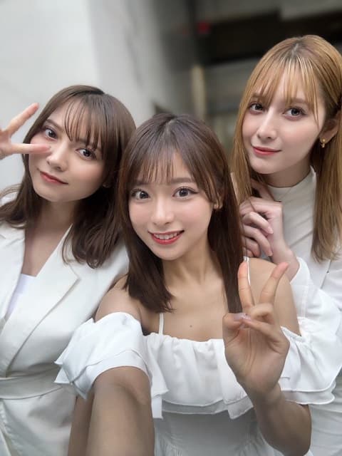 「夢のショットで泣きました」戦隊ヒーロー番組に抜てきのまるぴ、ニチアサの先輩たちとの3ショットを公開！