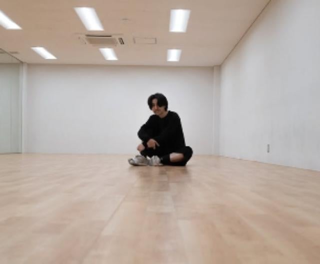 振付師TAKAHIRO、作り手から踊り手へ──INFINITY室町スタジオの朝の一幕