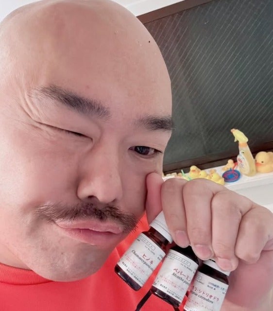 安田大サーカスのクロちゃんがアロマバスソルトで心も体もキレイに！