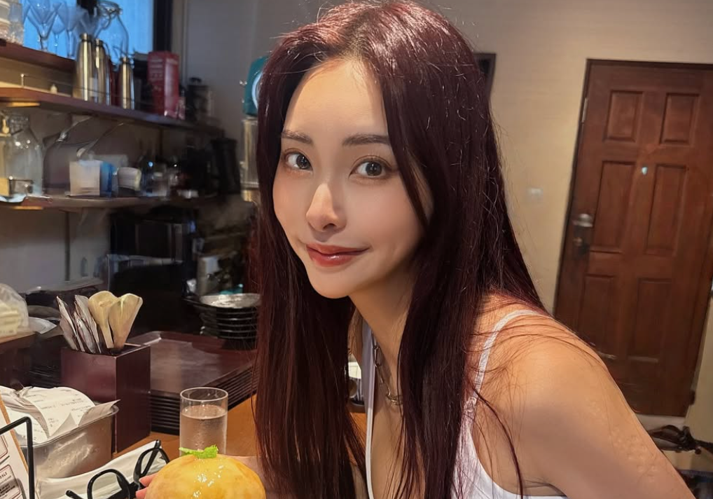 レースクイーン真琴、女子会でかき氷巡り　もも＆マンゴー味にご満悦