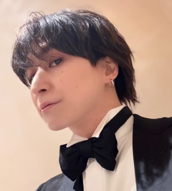 大人な雰囲気ムンムン！Snow Man・佐久間大介 最新ショットを披露！