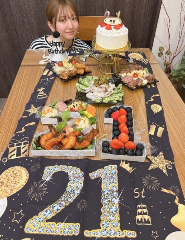 谷花音が21歳の誕生日を迎える「感謝の気持ちでいっぱいです」