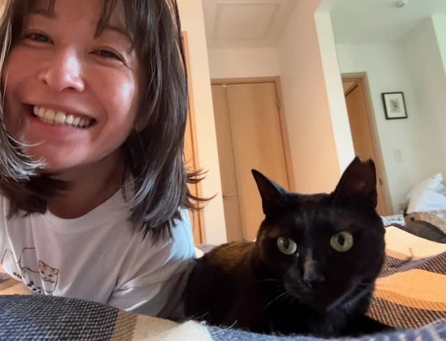 癒やし満点！小野真弓、愛猫とのレア2ショットに笑顔あふれる