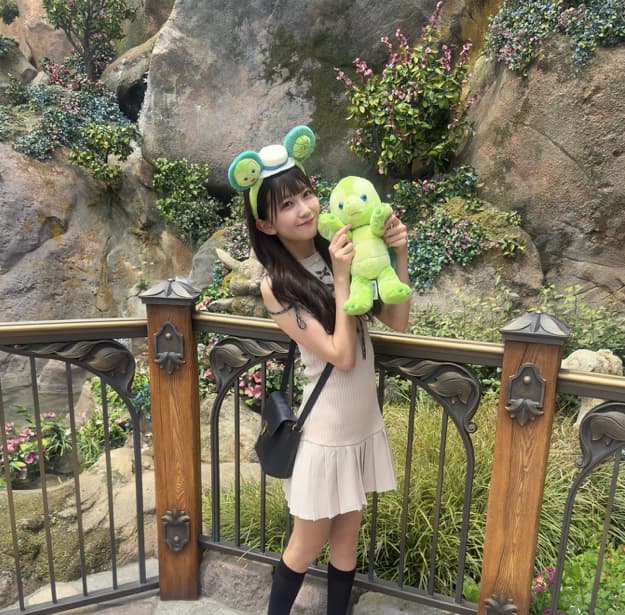 畠山有希、ダッフィー＆フレンズ20周年を迎えディズニーシーへ来園！