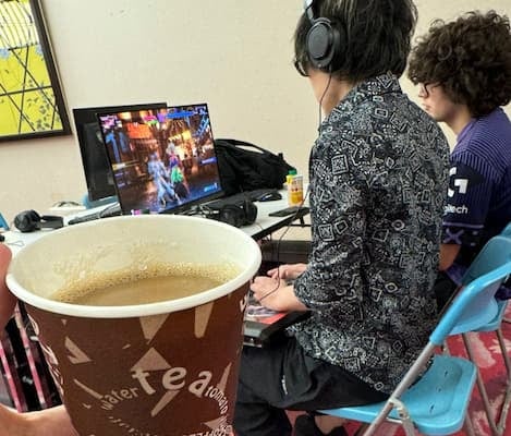 プロゲーマー・ふ〜どがカプコンカップ２日目へ。「コーヒー飲んで整える」