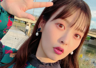 「すみぺ、可愛さの極み…！」上坂すみれの“花柄ワンピ×自撮りショット”にファン悶絶！