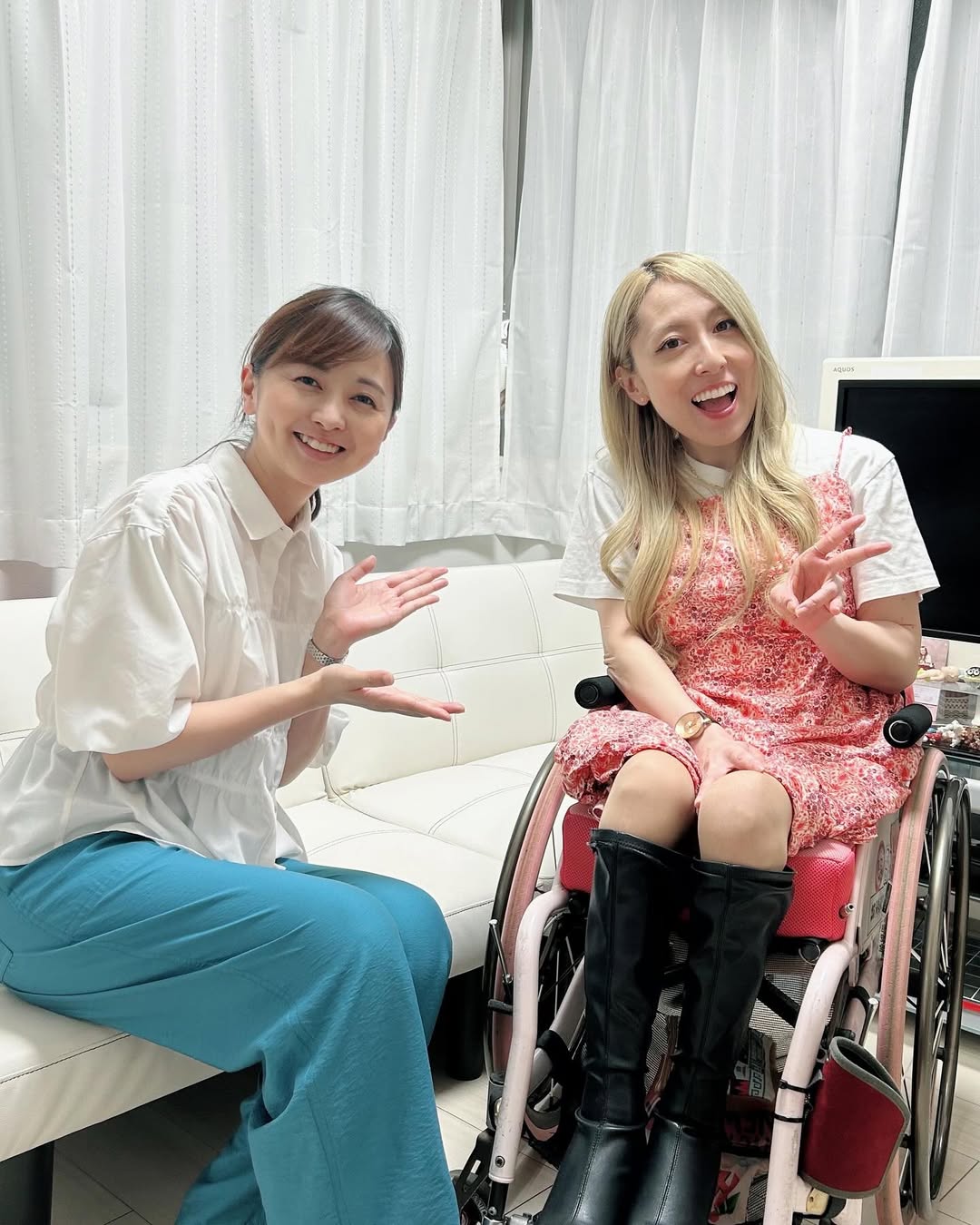 読売テレビアナウンサー・中谷しのぶ、中嶋涼子とのツーショットを公開しランウェイをリスペクト