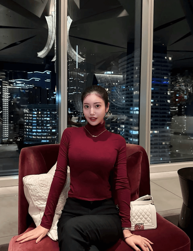 阿部なつきの大人コーデにファンから「綺麗」のコメント相次ぐ！