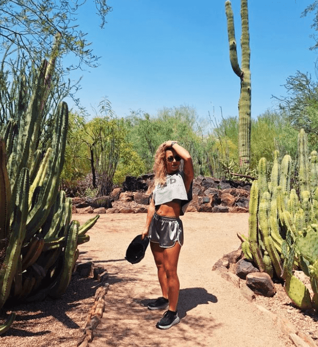 テクラ、ロードトリップ中！ファンから各地への訪問リクエストが