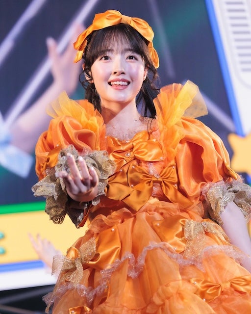 CUTIE STREET オレンジ色担当メンバーの新衣装を公開！大きなリボンに注目集まる