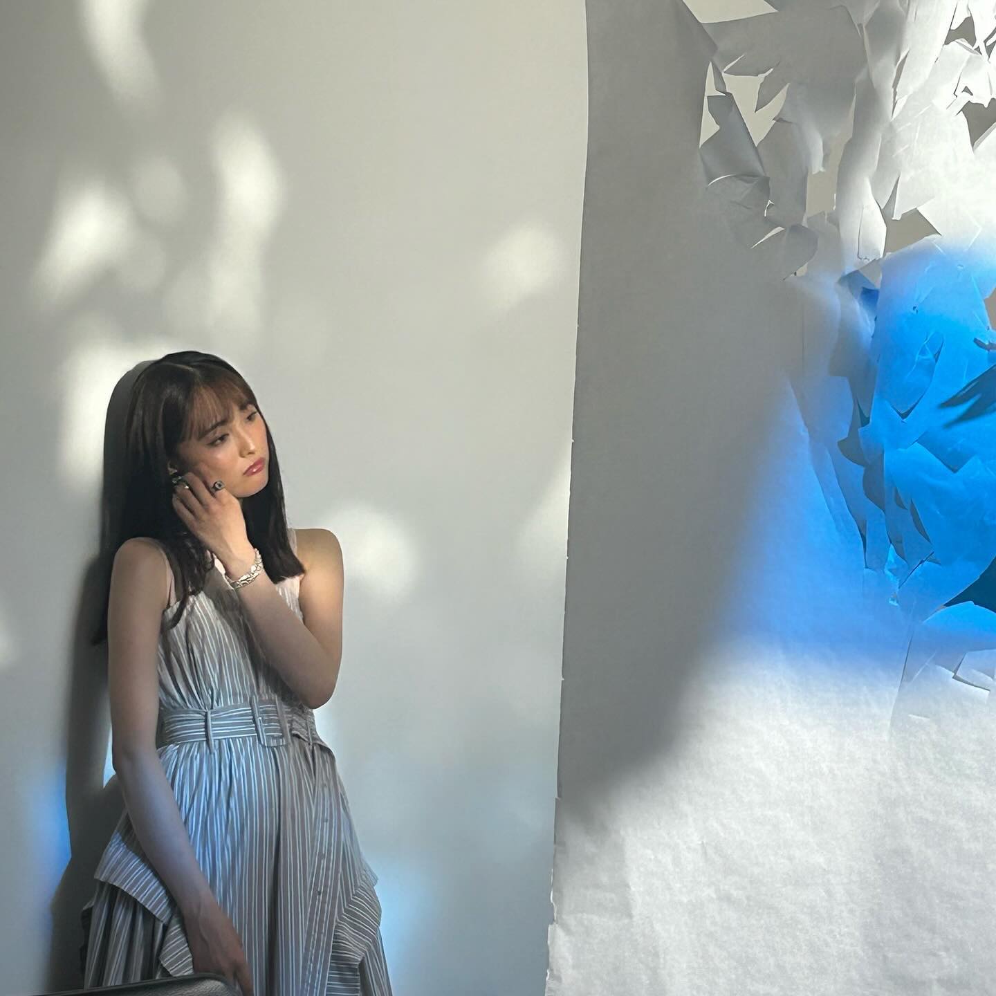 「透き通って見える」「美しい！」大友花恋が最新オフショットを公開！