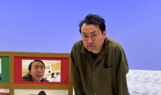 「後ろ姿もいいぞ！」アンガールズ田中卓志、有吉ぃぃeeeee展オフショット公開にファン歓喜！