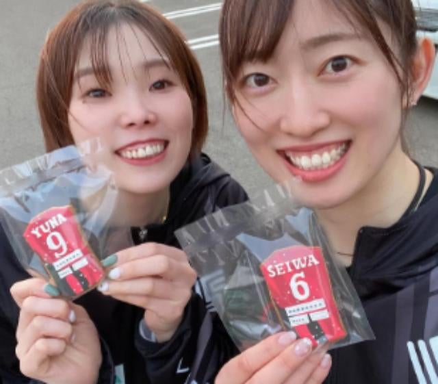 リガーレ仙台 清和真奈美、姉からのサプライズに感激──「もったいなくて食べれないよあねさん」