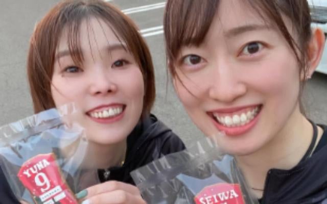 リガーレ仙台 清和真奈美、姉からのサプライズに感激──「もったいなくて食べれないよあねさん」