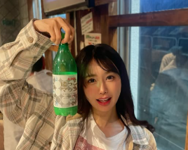 相原美咲、韓国料理で幸せなひととき 「みんなの頑張る姿に刺激もらった！」