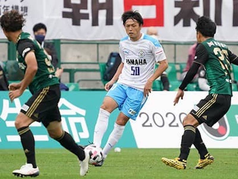 遠藤保仁の存在感は磐田でも不変 絶妙プレーにチームメイトも驚いた サッカー スポーツブル スポブル 遠藤保仁の存在感は磐田でも不変 絶妙プレーにチームメイトも驚いた サッカー スポーツブル スポブル