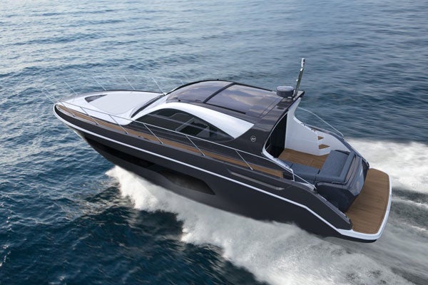 藤原ヒロシが超高級クルーザー「X47FRGMT」をプロデュース