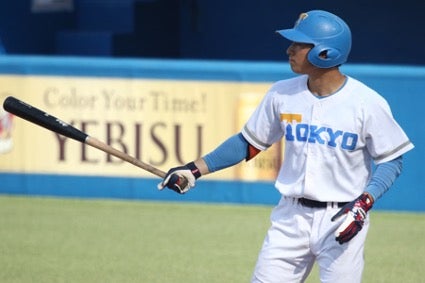 ダイヤモンドを駆けた元アメフト部　初アーチ放った東大・阿久津の異色の経歴