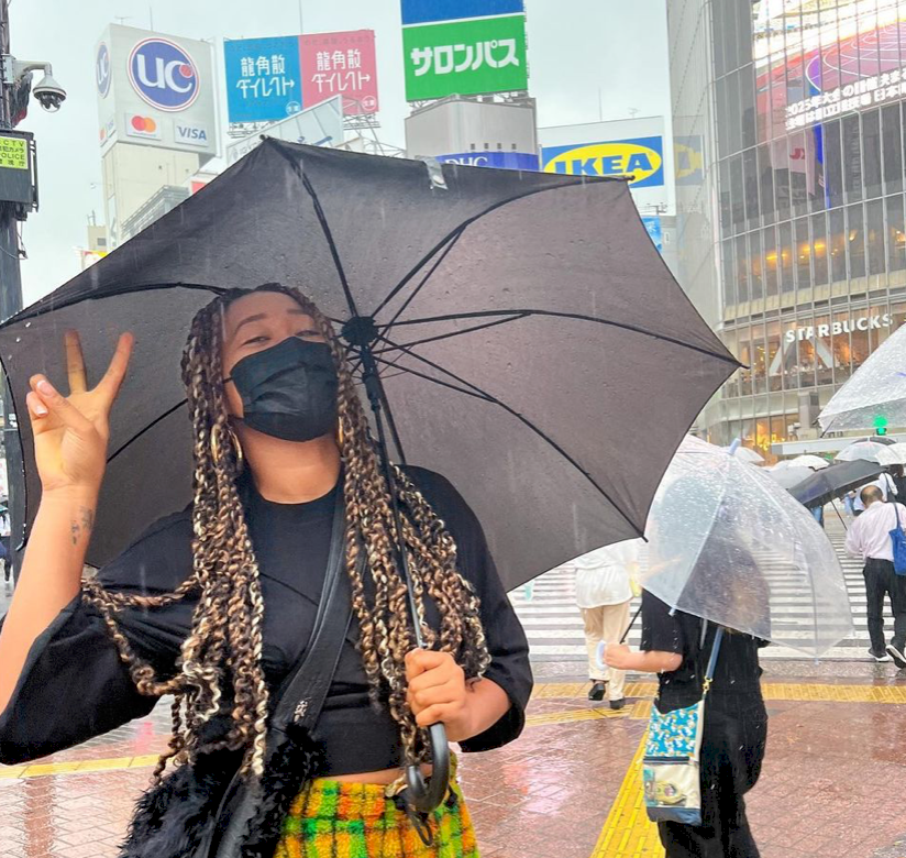 🌈「おかえりなさい❣️」✨🎾大坂なおみ、雨の渋谷スクランブル交差点に出没⁉️
