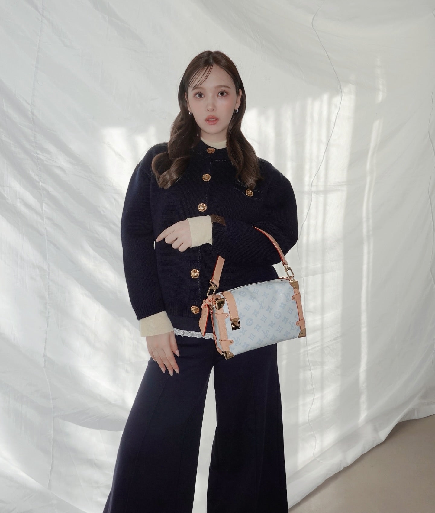 「朝から幸せな撮影」藤田ニコルの最新私服ショット