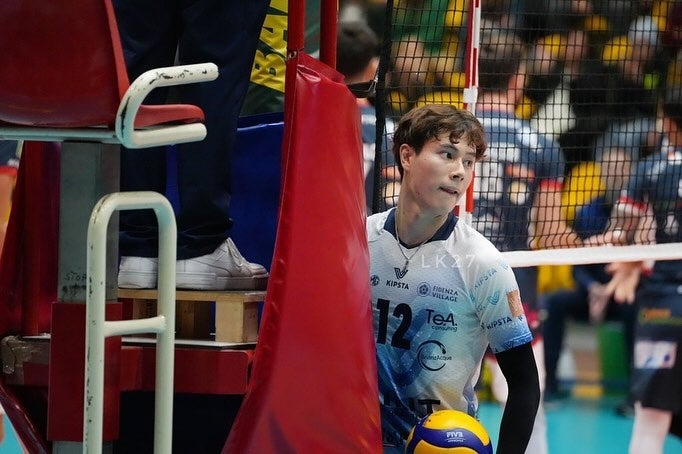 髙橋藍が試合中のショットを公開📸🏐MVP獲得に祝福の声続々💭