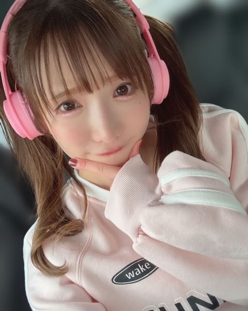 ピンク大好き！大食いアイドル・もえあずの自撮りショットが可愛すぎると話題！