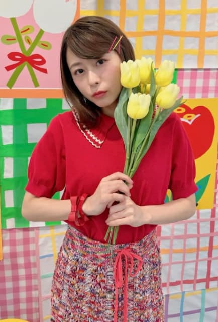 「めっちゃかわ！」「べりーきゅーと」声優・水瀬いのり チューリップを持つ姿が話題に！