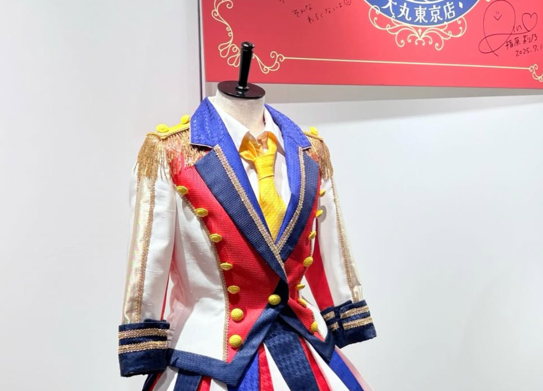 「懐かしい恋チュン衣装」指原莉乃、大丸東京でツーショット＆サイン会に登場