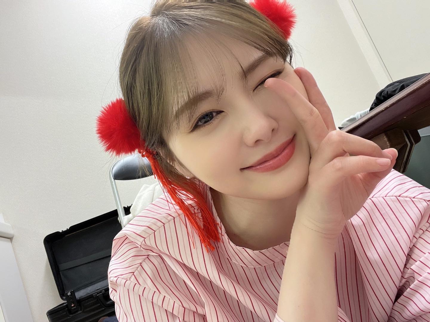 白石麻衣のチャイナ服の少女姿にファン大興奮😳「んん