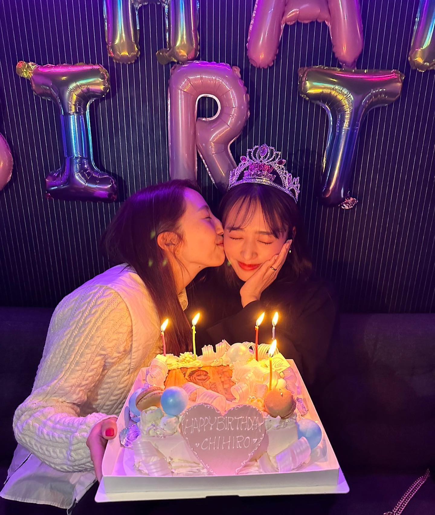 🎂近藤千尋の誕生日を親友がお祝い🎉「幸せなバースデーウィークでした🥺🎁」