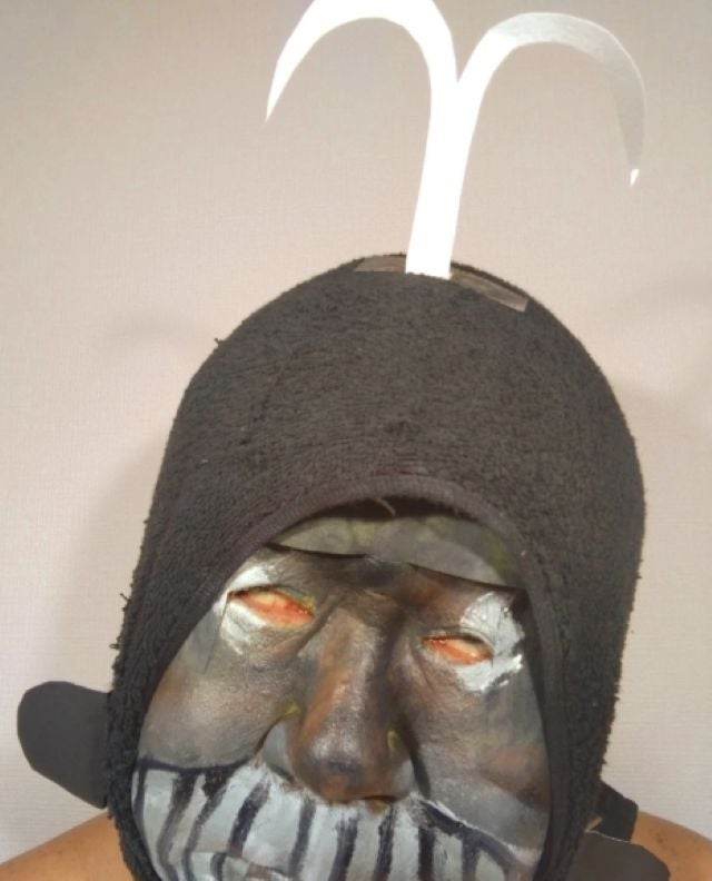 海の生き物になりきる！石塚英彦がシロナガスクジラのモノマネを披露