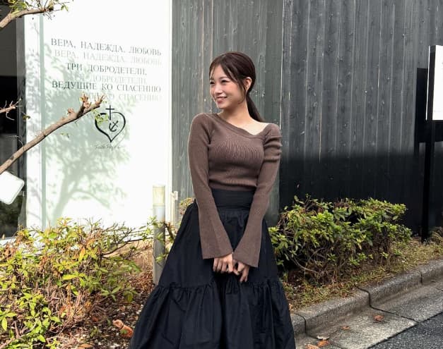 元HKT48朝長美桜の秋服コーデにファン「やっぱりかわいいし、スタイルもいい！」