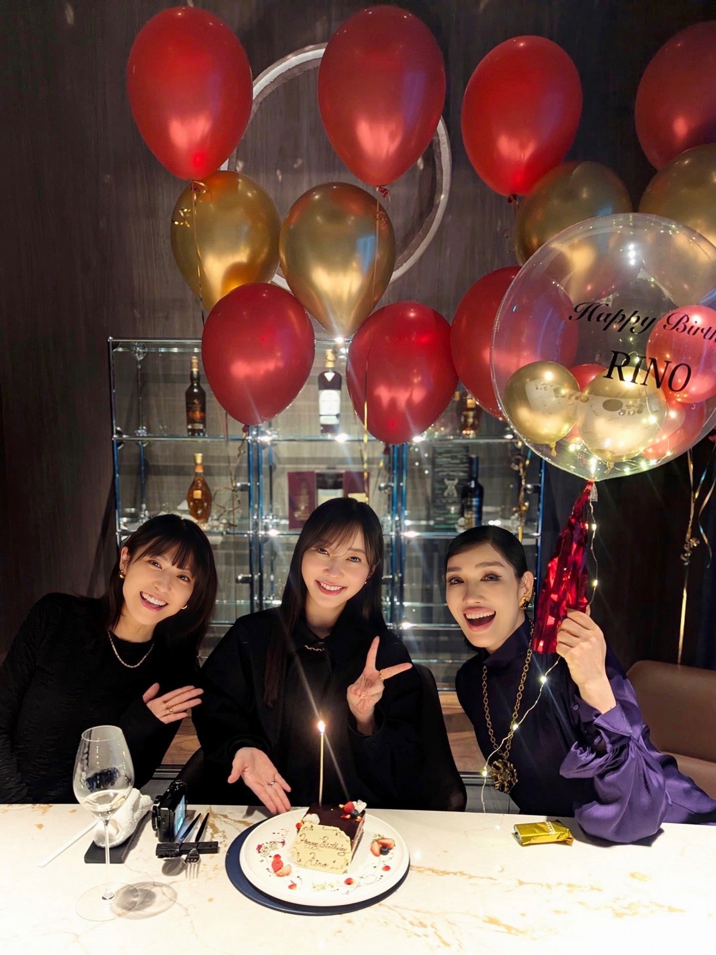 若槻千夏とアンミカが指原莉乃の誕生日を祝福！仲良しショットが話題に