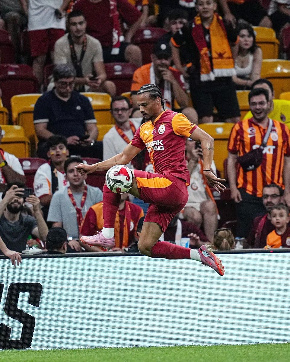 “温かな歓迎に感謝”　レロイ・ザネ、ラムズ・パークで見せた華麗なトラップ姿